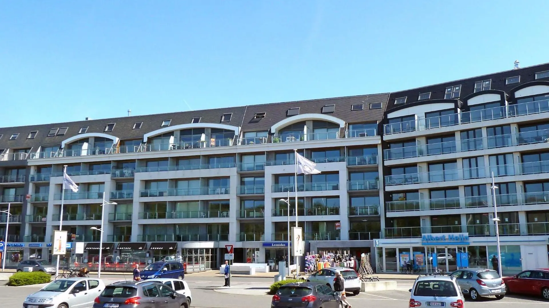 Studio Residentie Lautrec-2 By Interhome Bredene 0*,  België